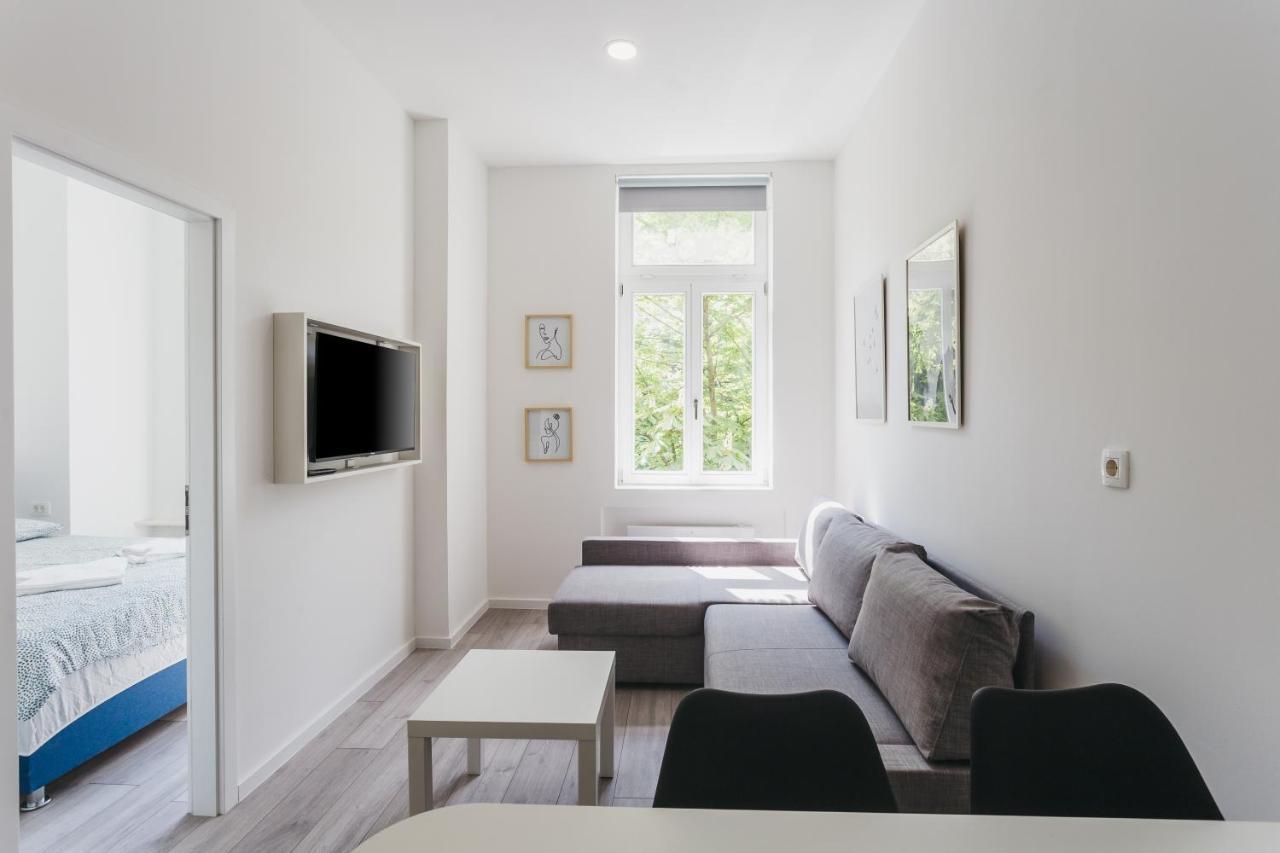 Mika Apartment And Studios Zagreb Dış mekan fotoğraf
