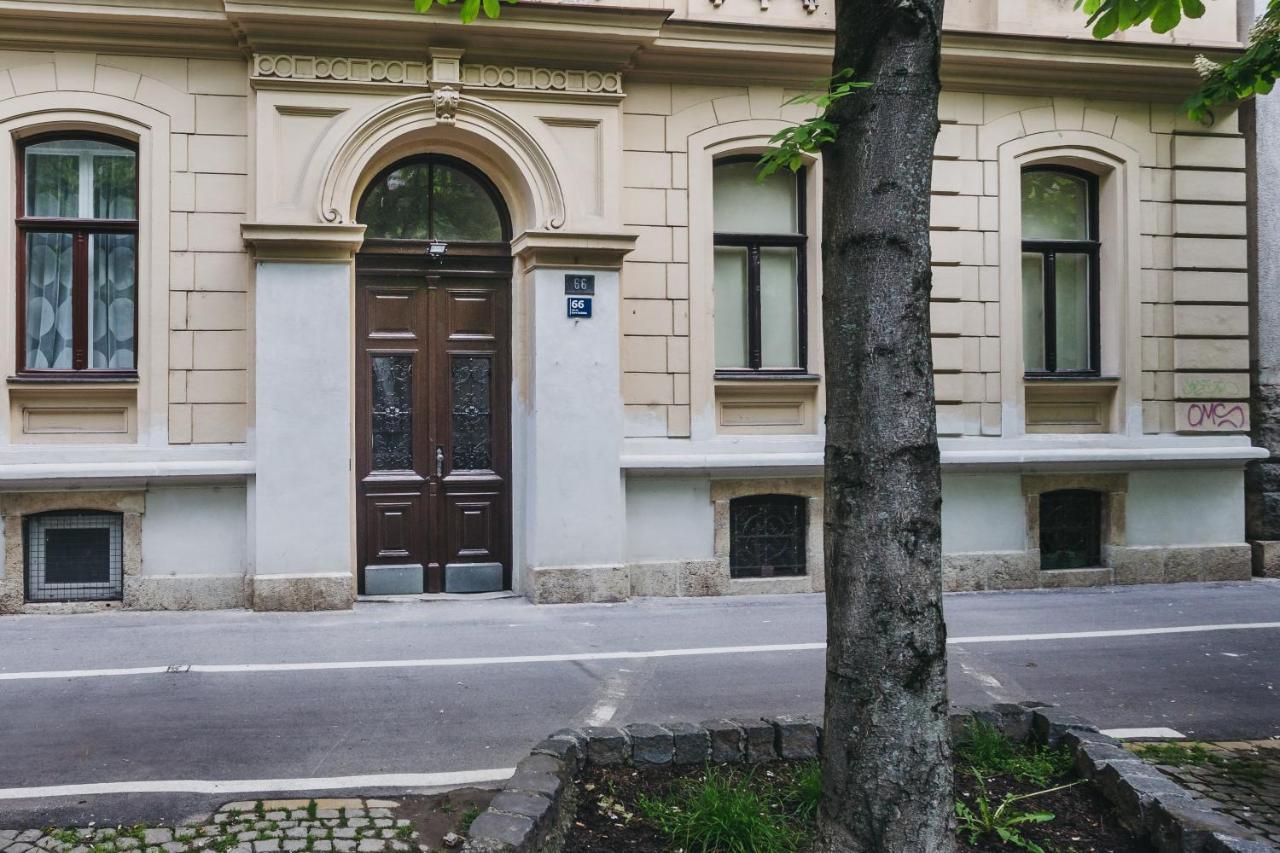 Mika Apartment And Studios Zagreb Dış mekan fotoğraf