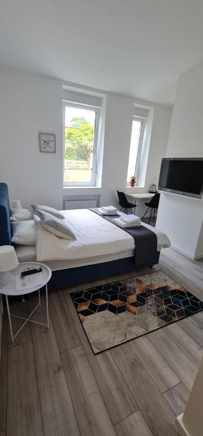 Mika Apartment And Studios Zagreb Dış mekan fotoğraf