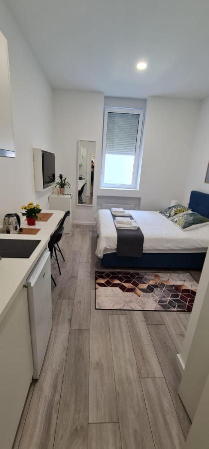Mika Apartment And Studios Zagreb Dış mekan fotoğraf